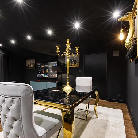 Secretroom - Luxe, Balneo Et Evasion -arnage Apartmán