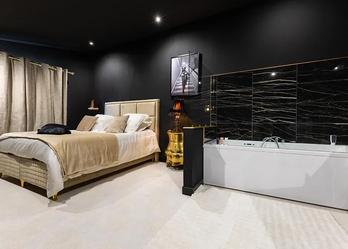 Secretroom - Luxe, Balnéo Et évasion -arnage * Arnage